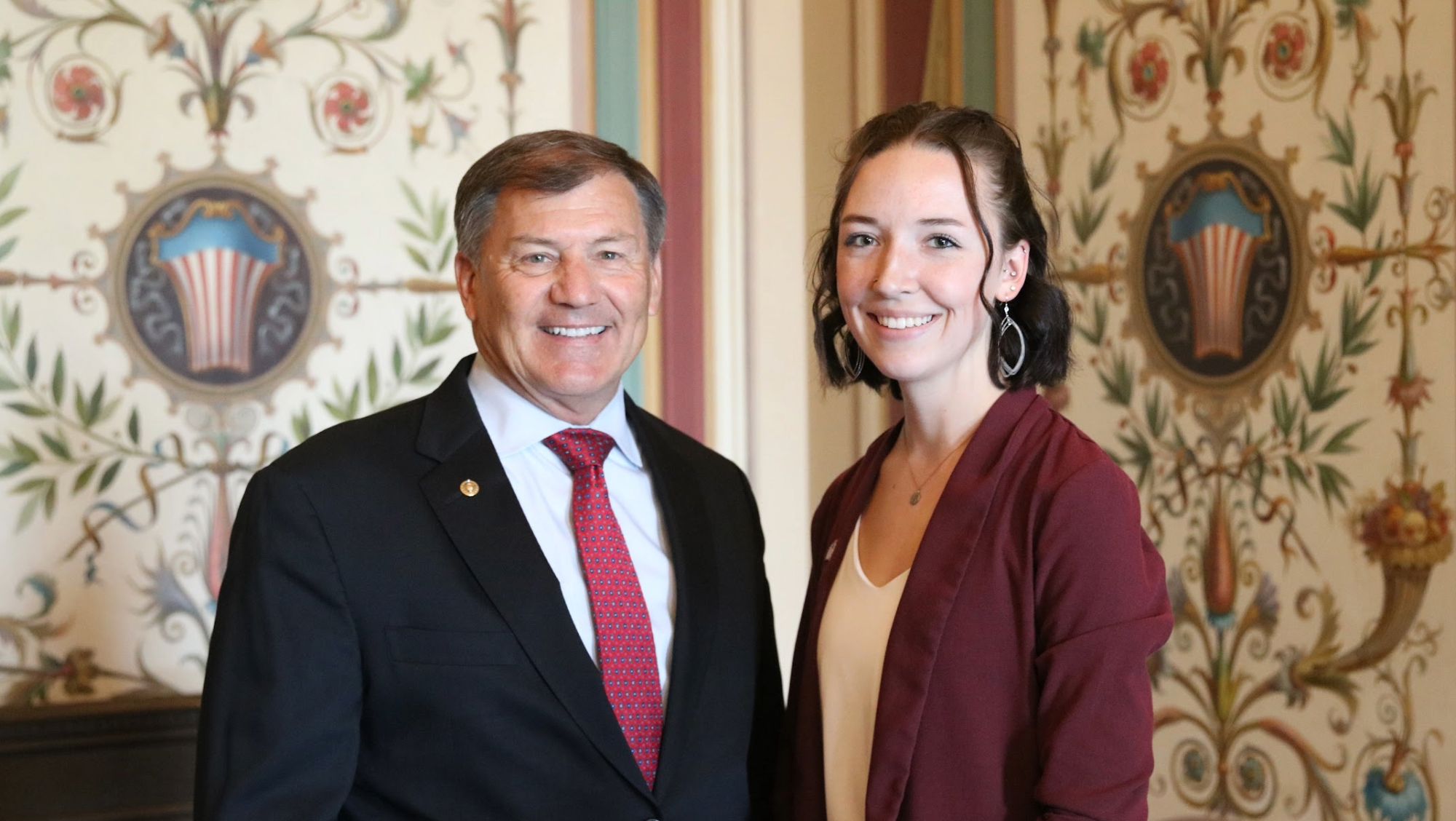 TaylorAnn Wooley with Senator Mike Rounds